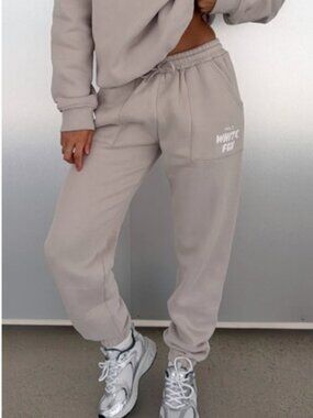 White Fox - Offstage Sweatpants in Moon - XS